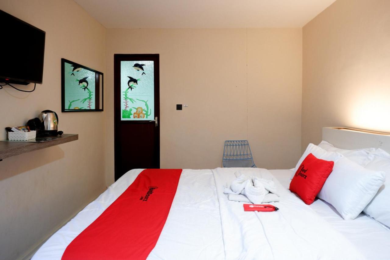 Reddoorz Syariah At Jalan Jenderal Sudirman Palopo Hotel Exterior photo