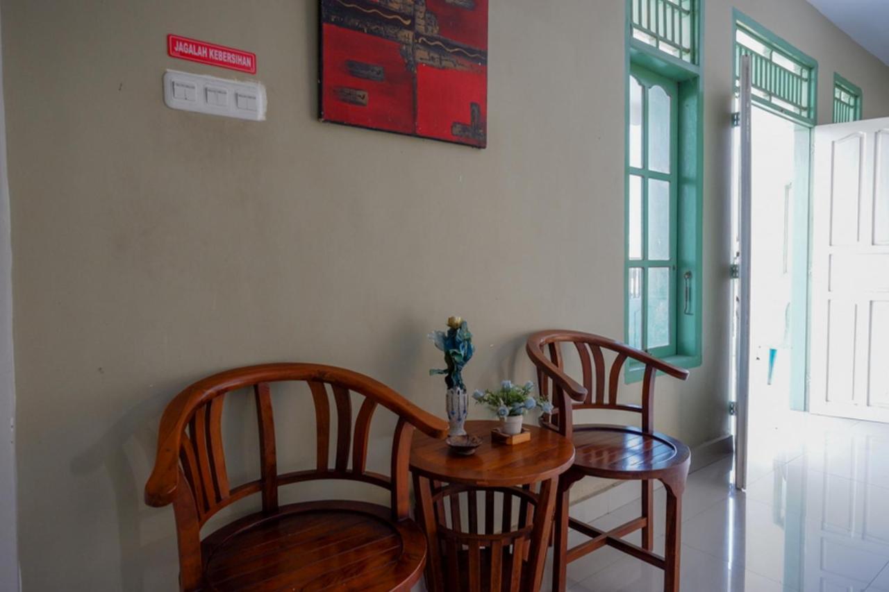 Reddoorz Syariah At Jalan Jenderal Sudirman Palopo Hotel Exterior photo